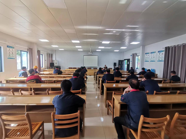 安裝公司組織開展復(fù)工安全教育培訓(xùn) 安裝公司組織開展復(fù)工安全教育培訓(xùn)