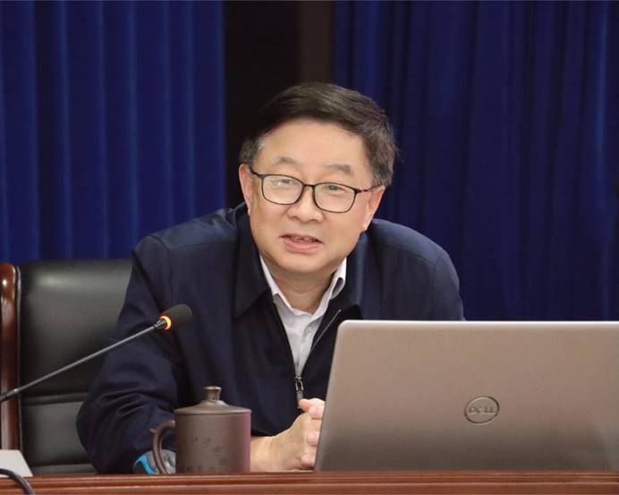 公司舉辦黨委書(shū)記講黨課暨“青年大講堂”第一期